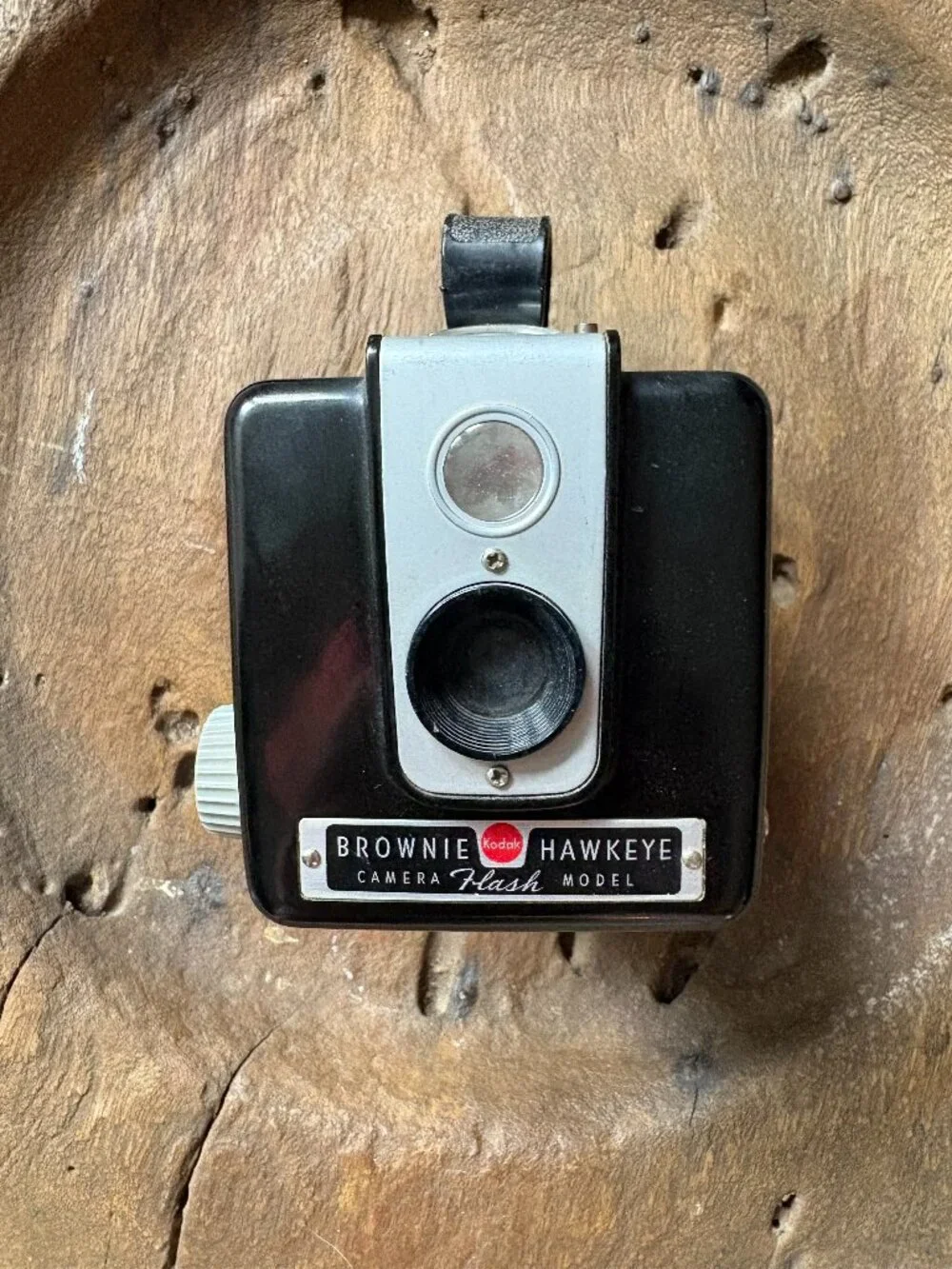Vintage Kodak Brownie Hawkeye flash box retro film camera collectible UNTESTED